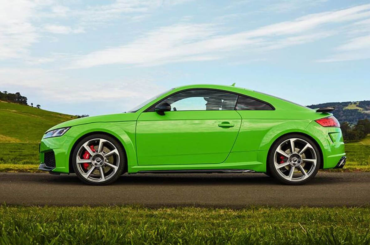 2020-audi-ttrs-coupe-green-1001x565p-3.jpg