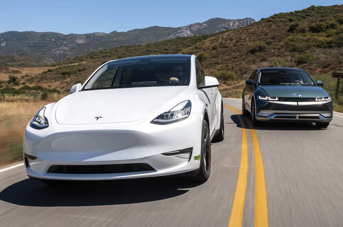 005-2023-Tesla-Model-Y-vs-2023-Hyundai-Ioniq-5-Comparison.jpg
