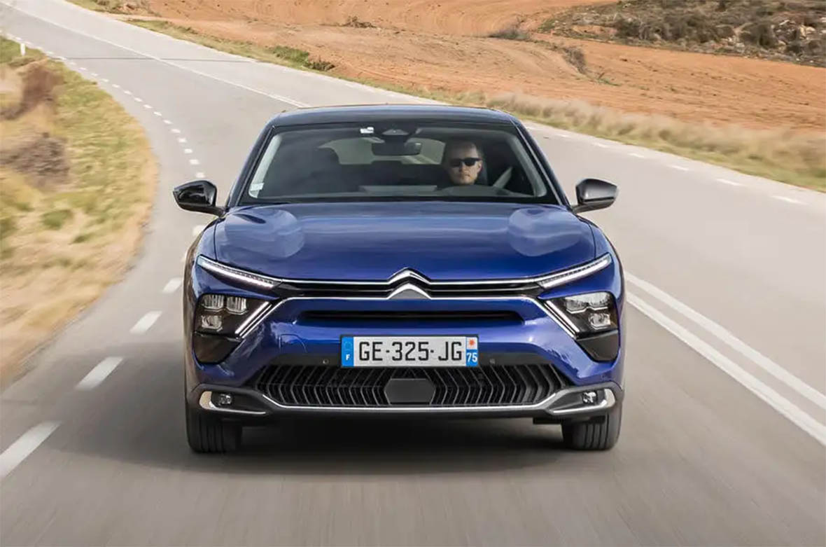 4-citroen-c5x-2022-first-drive-review-tracking-nose.jpg