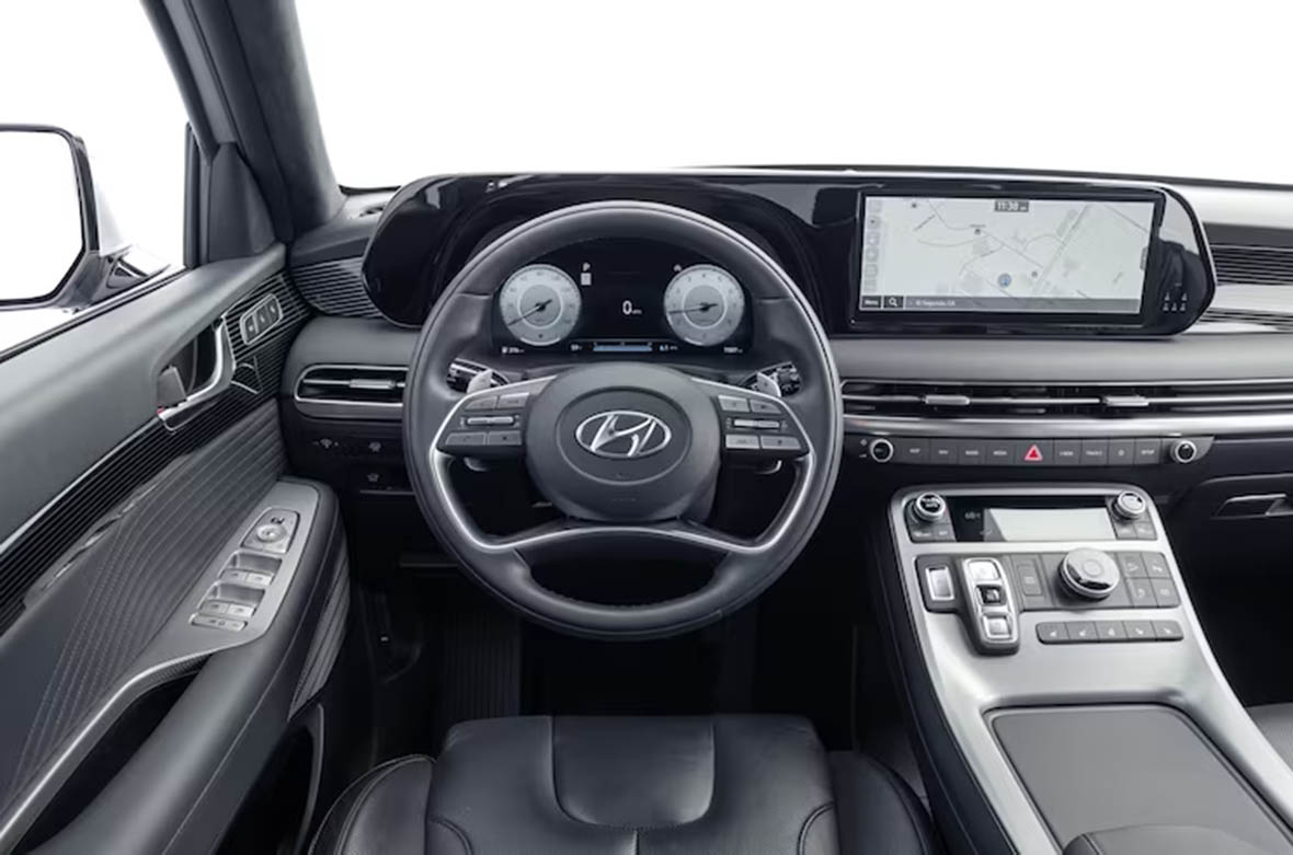 002-2023-Hyundai-Palisade-Caligraphy-AWD-driver-cabin.jpg
