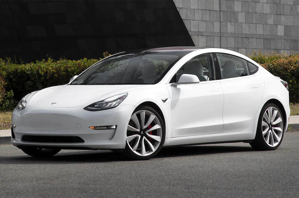 2018-Tesla-Model-3-18.jpg