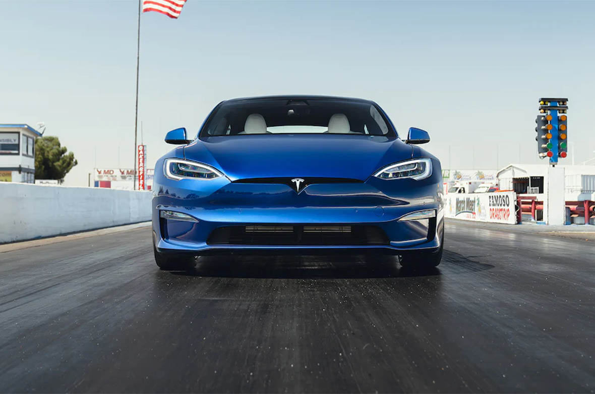 2021-Tesla-Model-S-Plaid-3.jpg